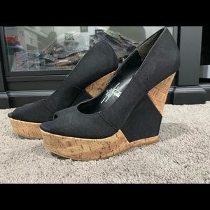 Mossimo wedge heels